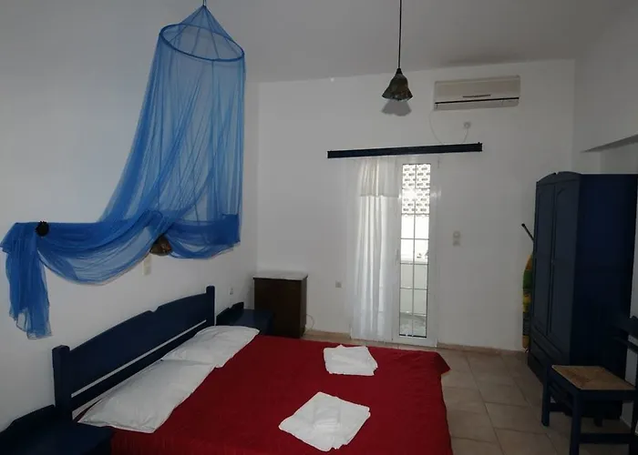 Aparthotel Bofor & Livadakia