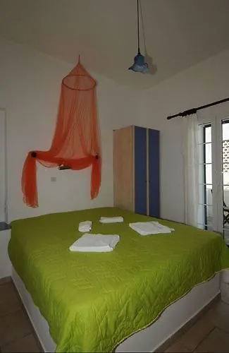 Bofor & 2* Livadakia