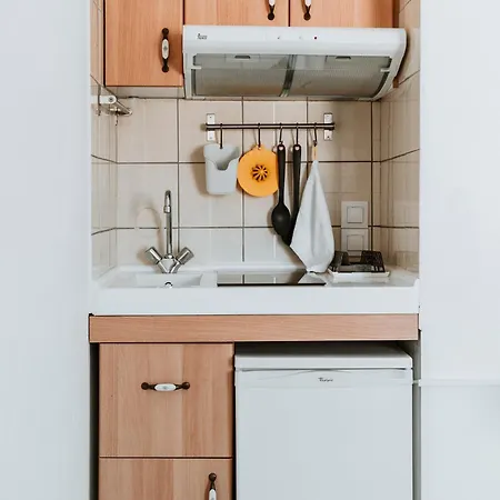 Bofor & Apartmanhotel Livadákia